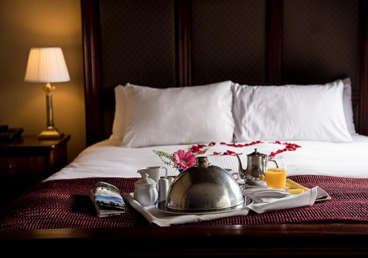 Riverbank House Hotel Ferrybank Dış mekan fotoğraf